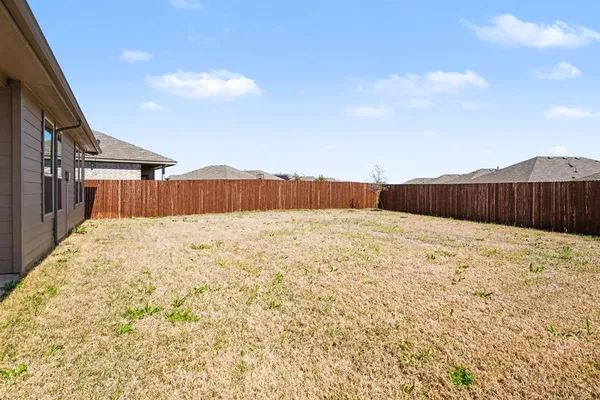 $2,350 | 8460 Big Apple Drive, Fort Worth, TX 76179
