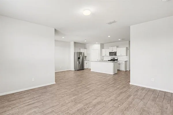 $2,350 | 8460 Big Apple Drive, Fort Worth, TX 76179