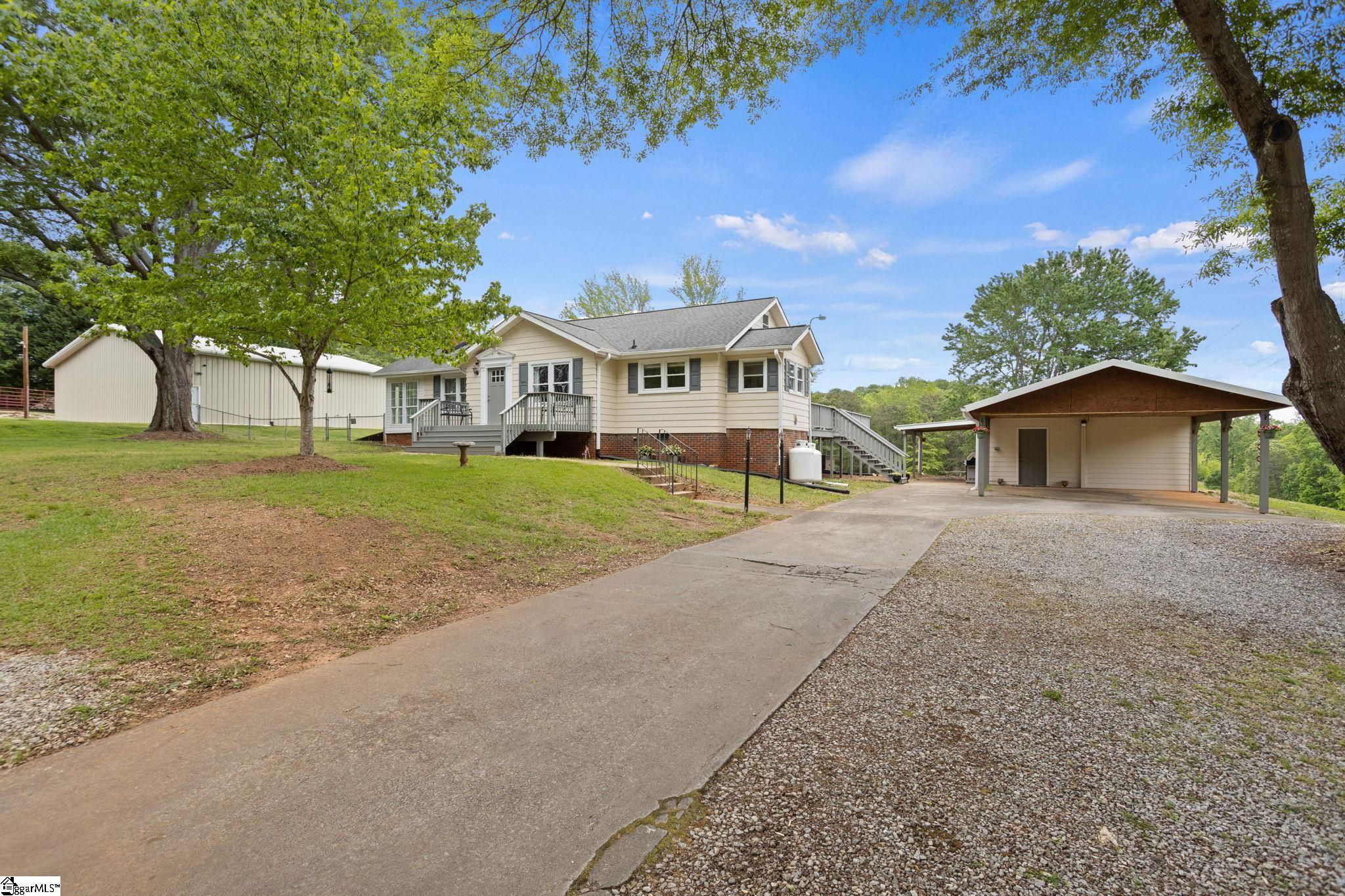3304 Cannon Road Greer, SC 29651 - Photo 2 of 31