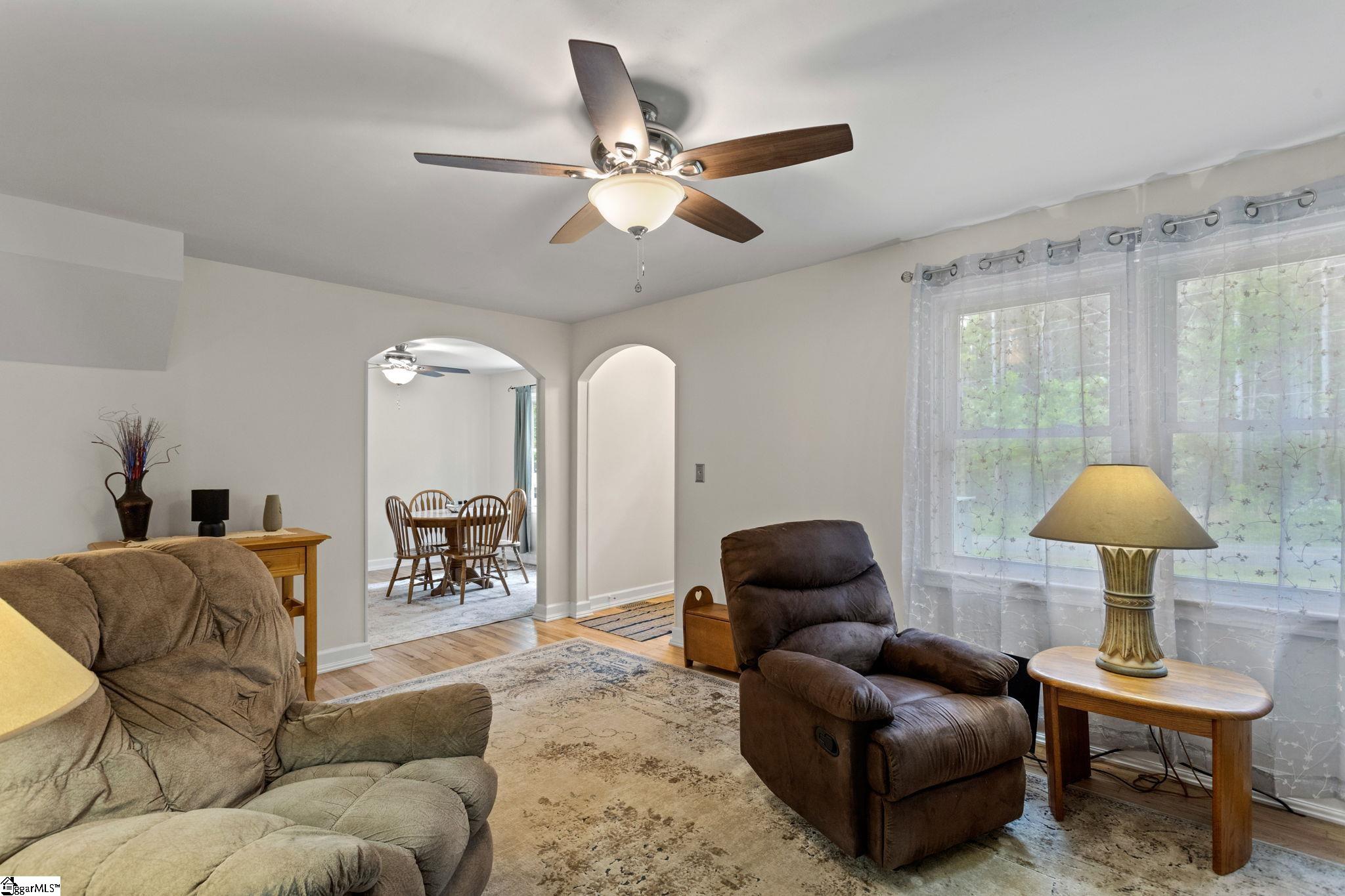 3304 Cannon Road Greer, SC 29651 - Photo 7 of 31