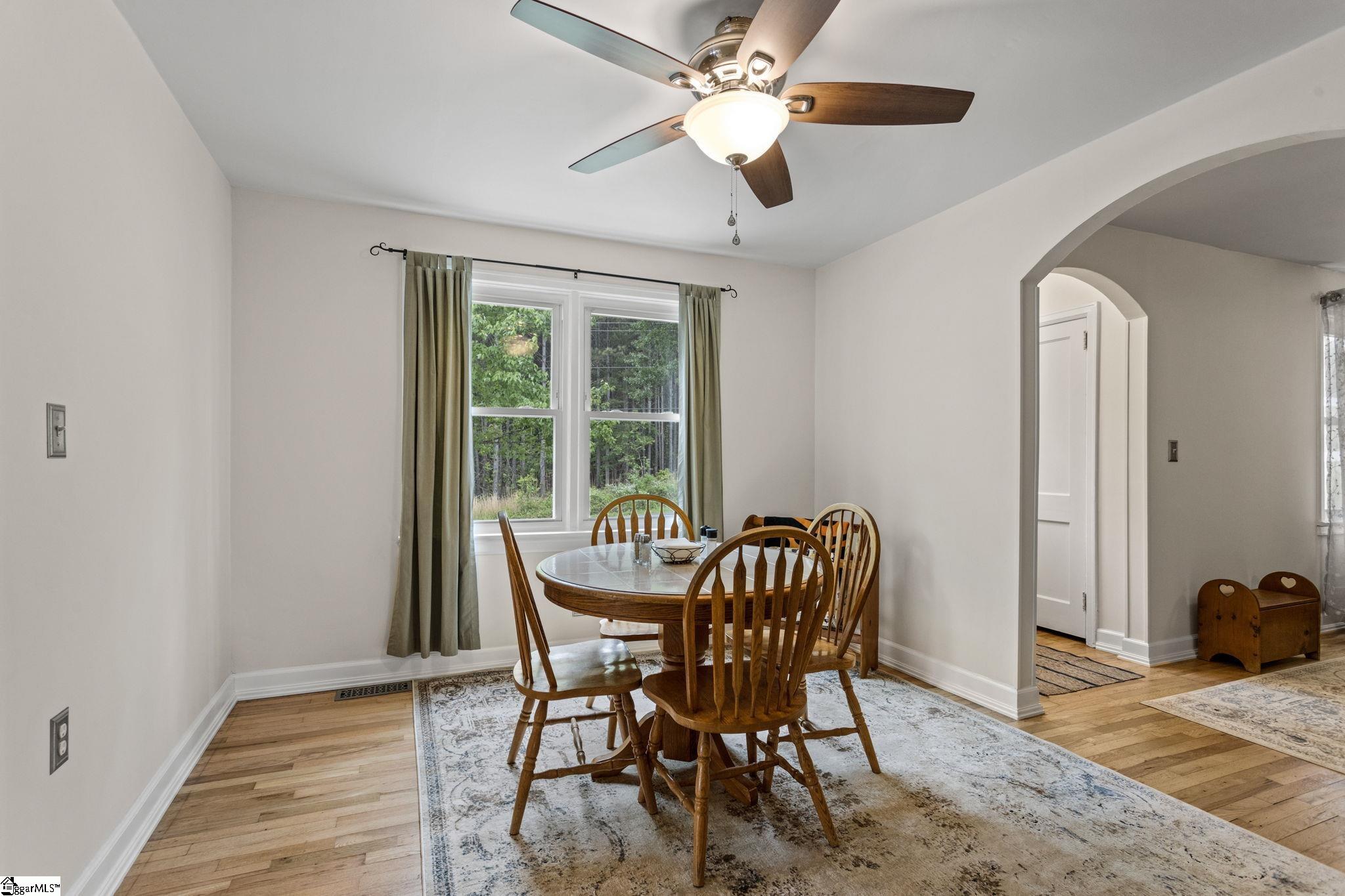 3304 Cannon Road Greer, SC 29651 - Photo 9 of 31
