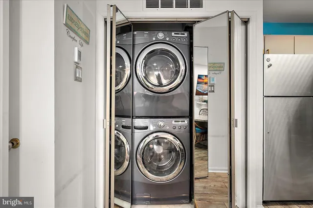 a view of washer and dryer in a utility room