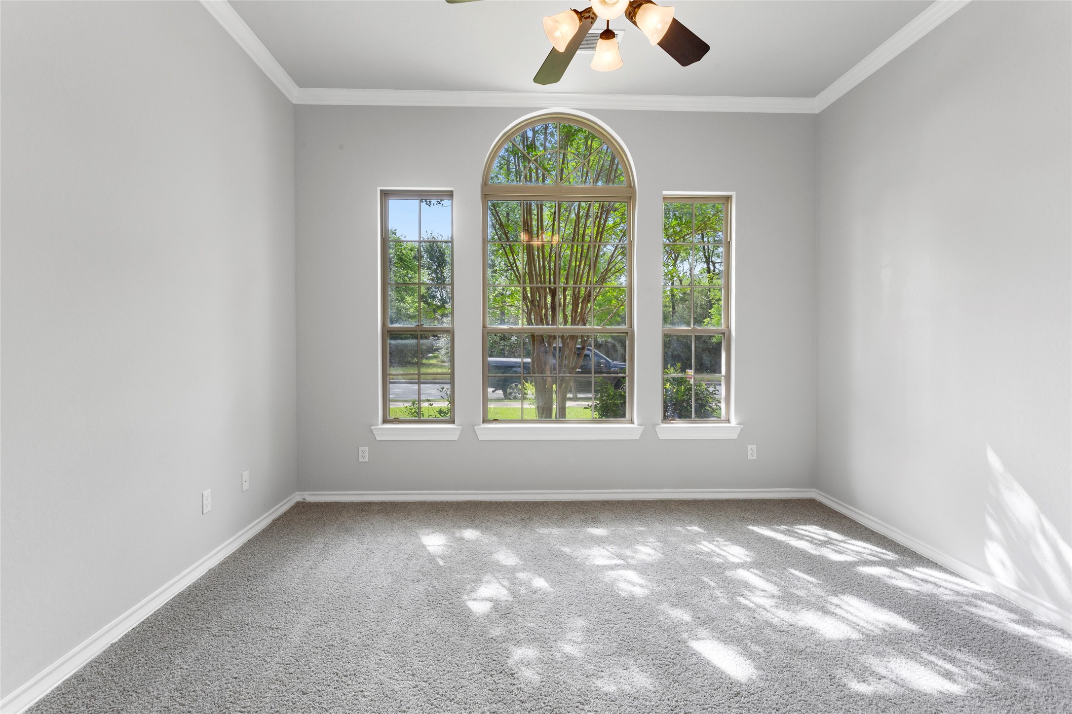 38 West Montfair Boulevard Spring, TX 77382 - Photo 11 of 32