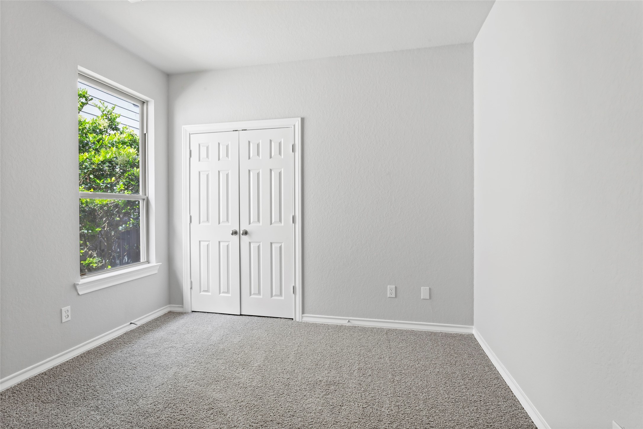 38 West Montfair Boulevard Spring, TX 77382 - Photo 17 of 32