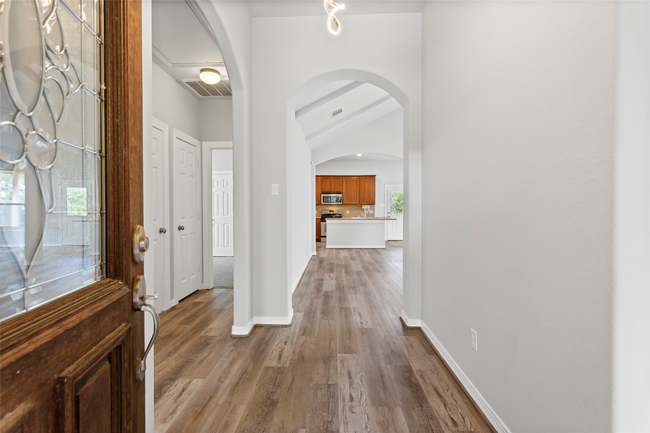 38 West Montfair Boulevard Spring, TX 77382 - Photo 4 of 32