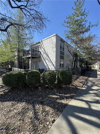$269,900 | 4500 Jefferson Street, Unit 102, Kansas City, MO 64111