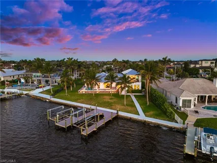 $3,250,000 | 5625 Riverside Drive, Cape Coral, FL 33904