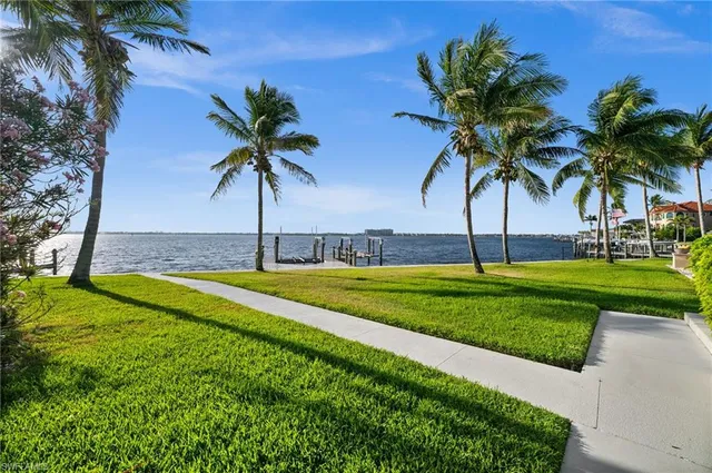 a outdoor view with a sitting space