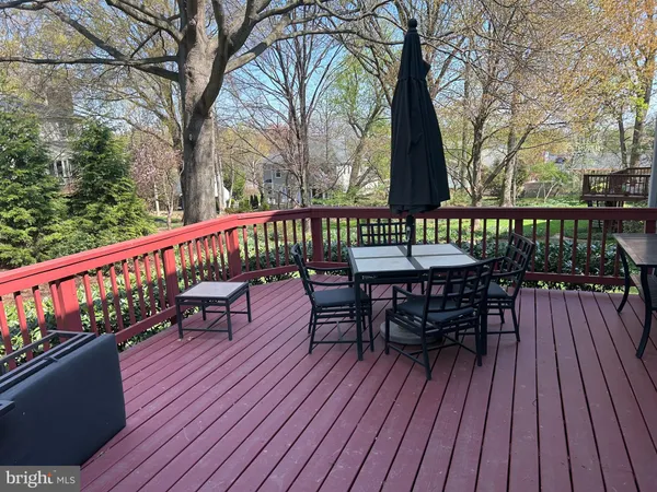 $1,650,000 | 4723 40th Street North, Arlington, VA 22207