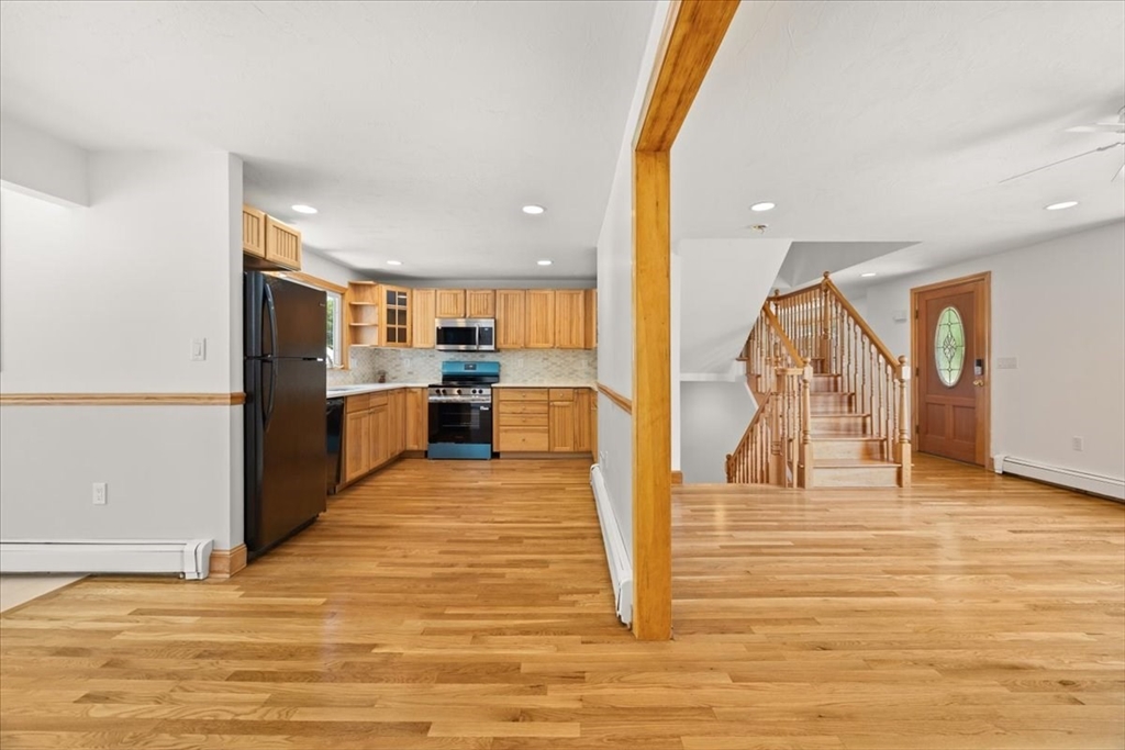 3 Selwyn Road Braintree, MA 02184 - Photo 8 of 42