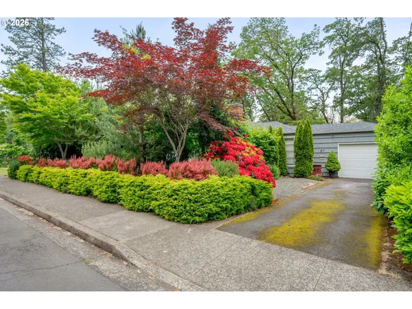 $479,900 | 97 West 36th Avenue, Eugene, OR 97405