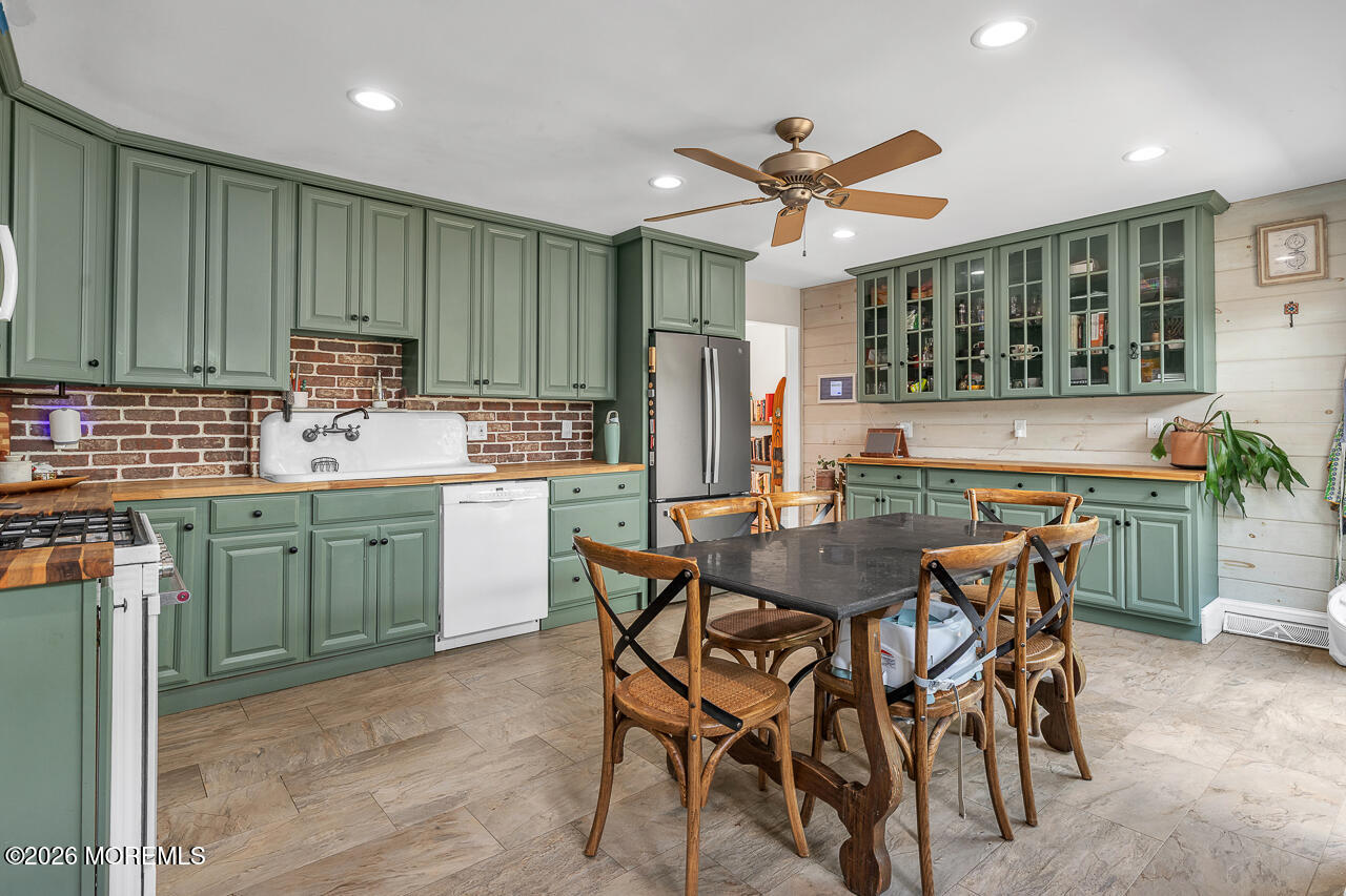 174 Cranberry Road Toms River, NJ 08753 - Photo 10 of 49 IMG_0108