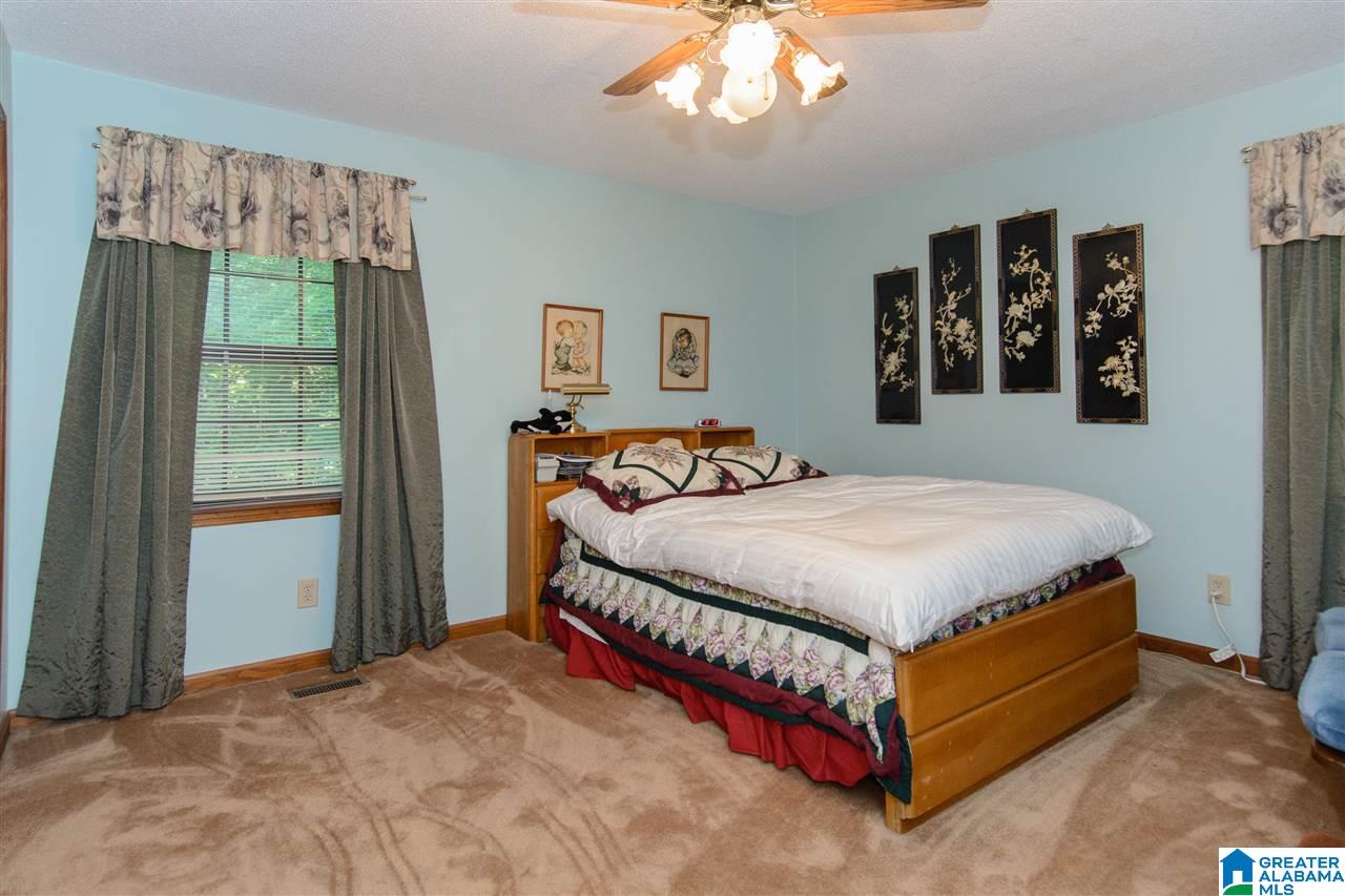 417 Michael Road Southwest Leeds, AL 35094 - Photo 17 of 34