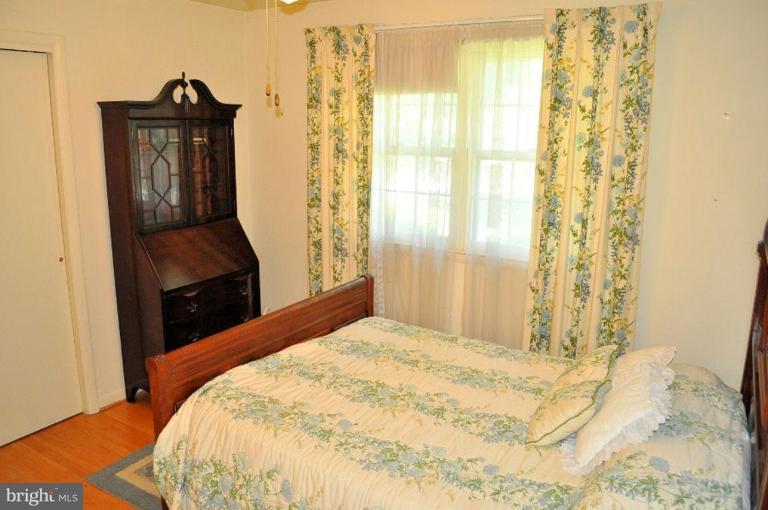 10197 Cabery Road Ellicott City, MD 21042 - Photo 9 of 16 Bedroom #3