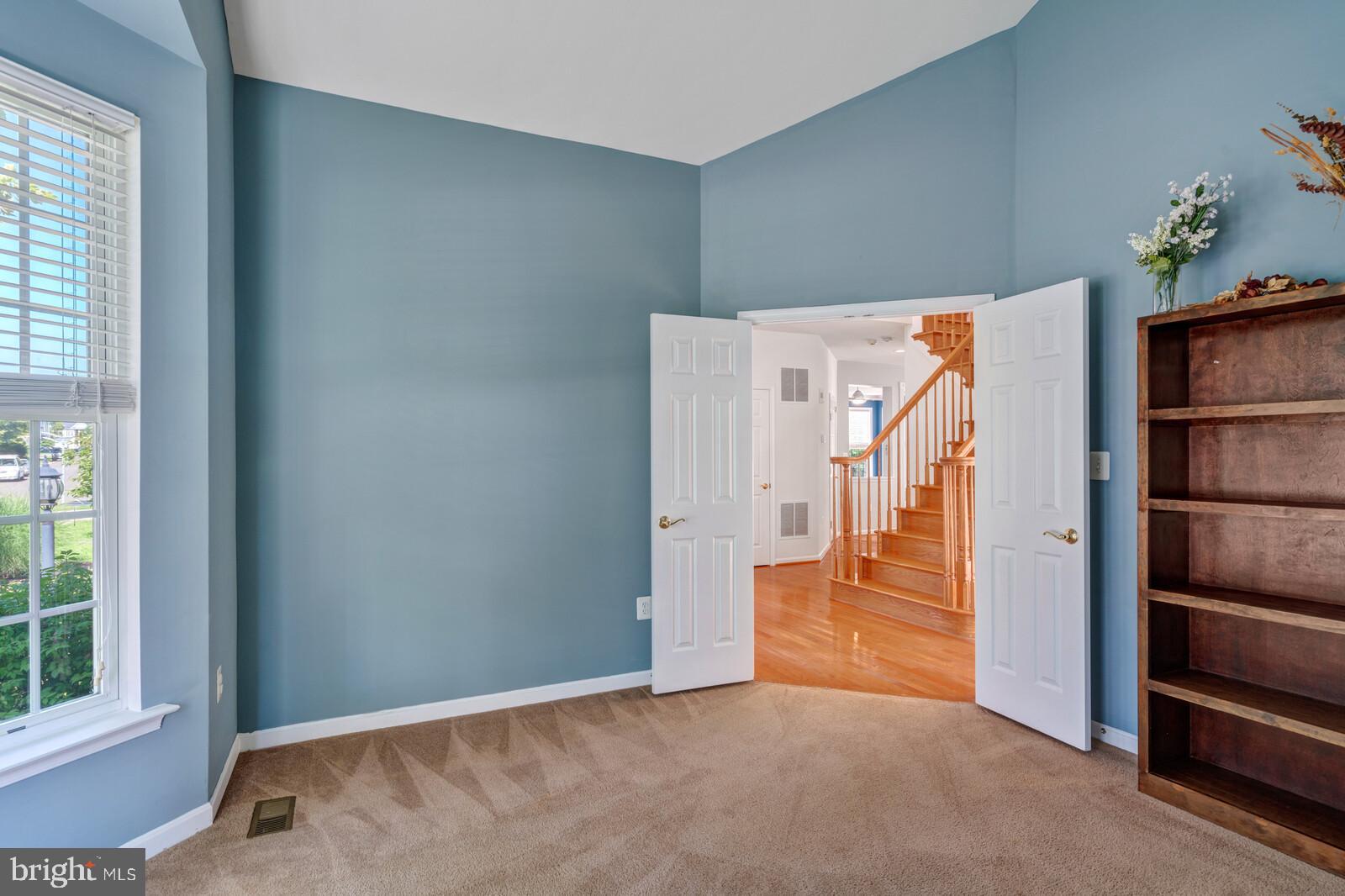 14036 Albert Way Gainesville, VA 20155 - Photo 17 of 40