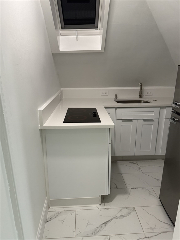 9 Winton Street, Unit 3 Boston, MA 02131 - Photo 2 of 8