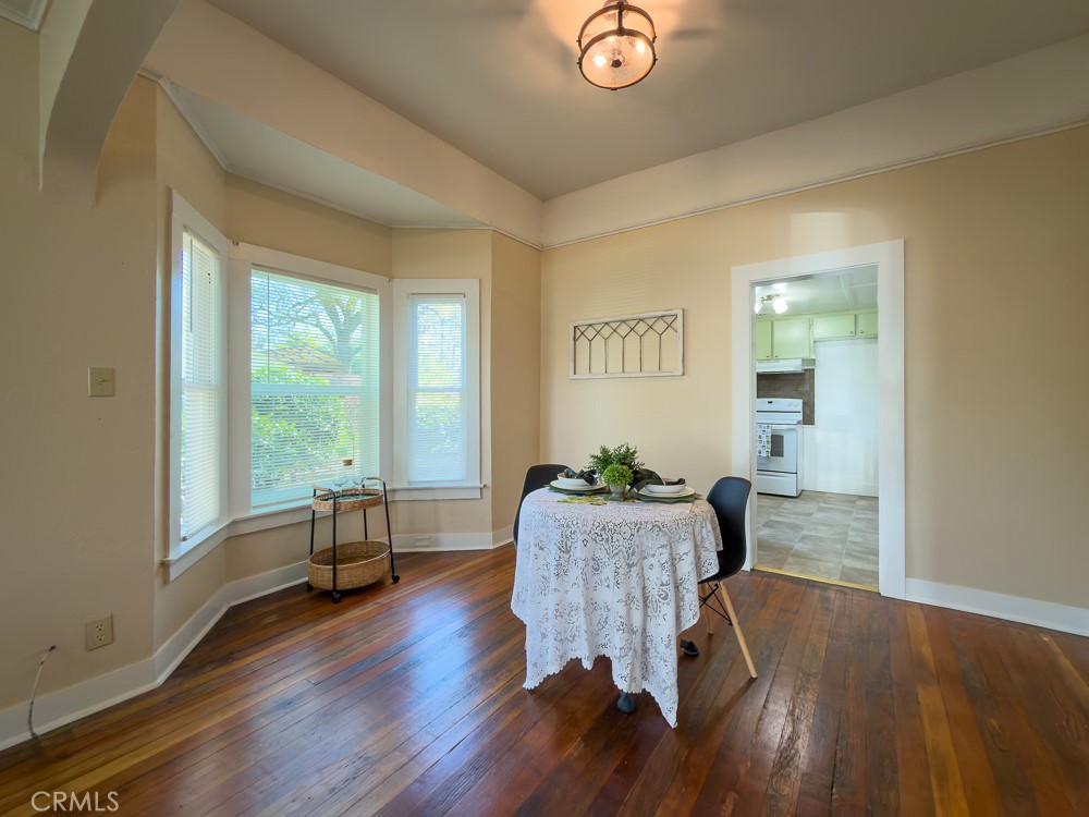 243 West 3rd Avenue Chico, CA 95926 - Photo 12 of 41 a living room with furniture and a table