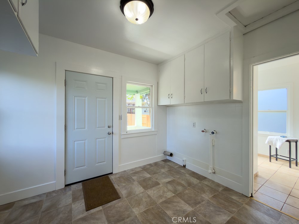 243 West 3rd Avenue Chico, CA 95926 - Photo 24 of 41 a view of kitchen