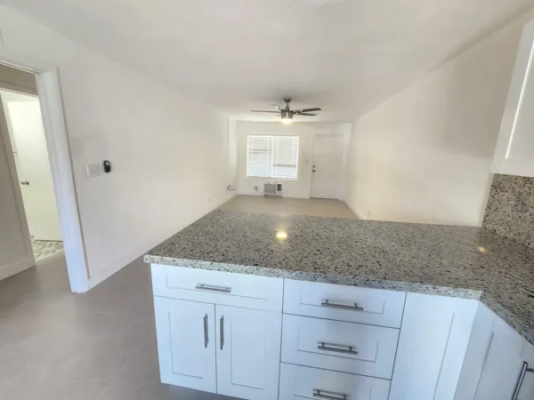 $1,675 | 330 Southwind Drive, Unit 4, North Palm Beach, FL 33408