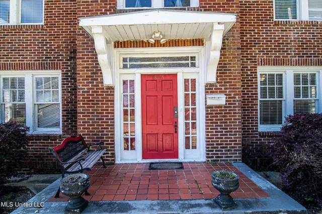 $900 | 803 North Congress Street, Unit D, Jackson, MS 39202