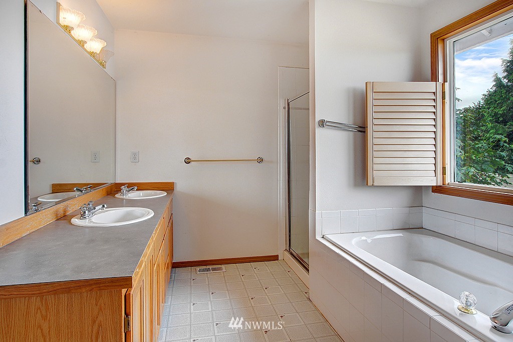 1007 North 31st Street Renton, WA 98056 - Photo 8 of 13
