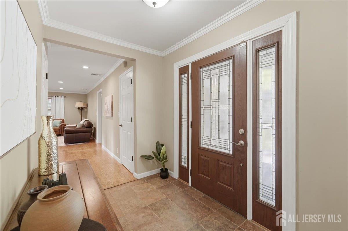 462 Blue Ridge Avenue Piscataway, NJ 08854 - Photo 4 of 64