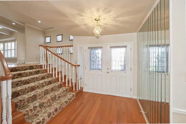 $745,000 | 19 Southridge Drive, Canyon, TX 79015