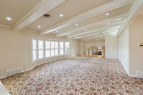 $745,000 | 19 Southridge Drive, Canyon, TX 79015