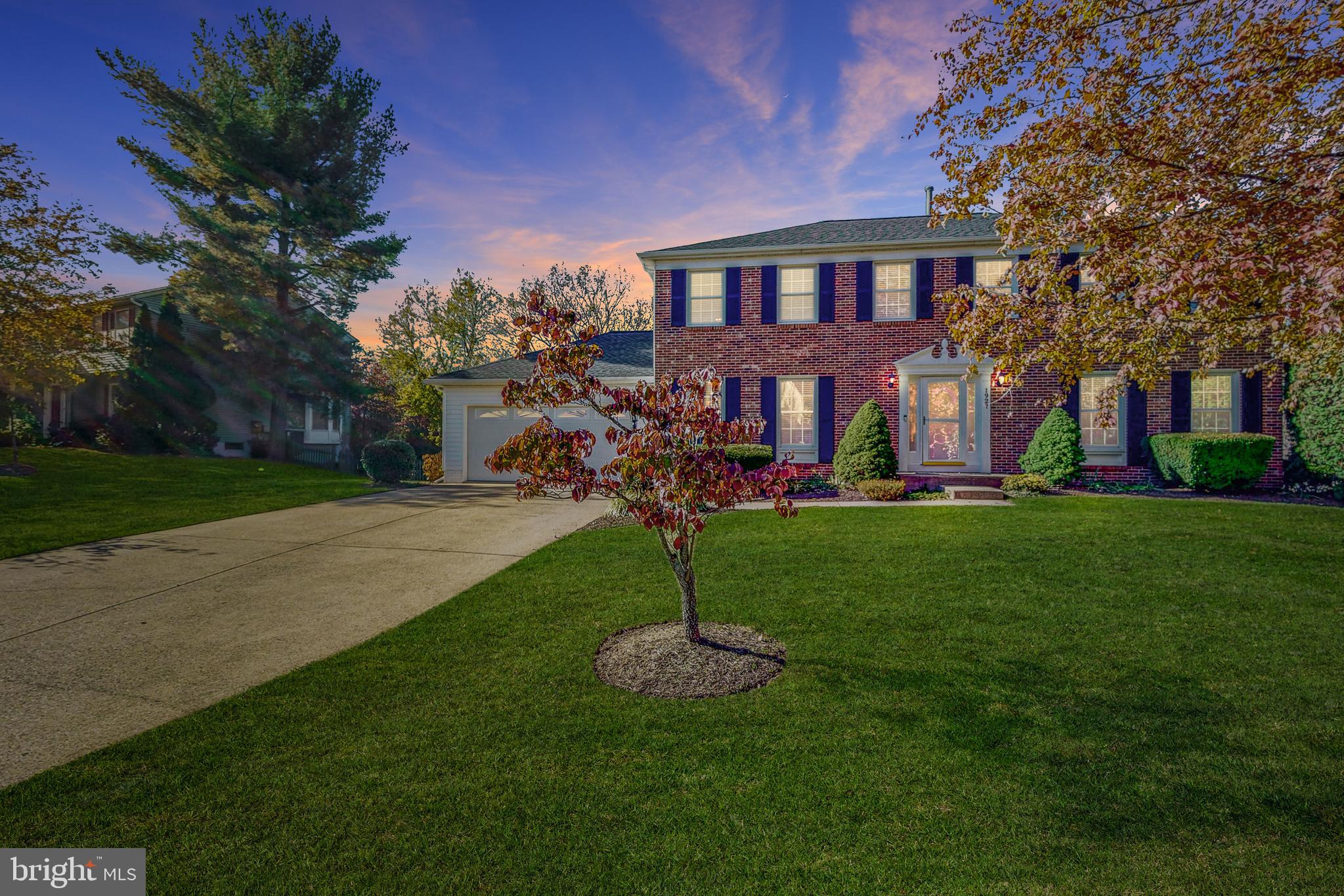 1927 East Beech Road Sterling, VA 20164 - Photo 1 of 40 Gallery Image 1