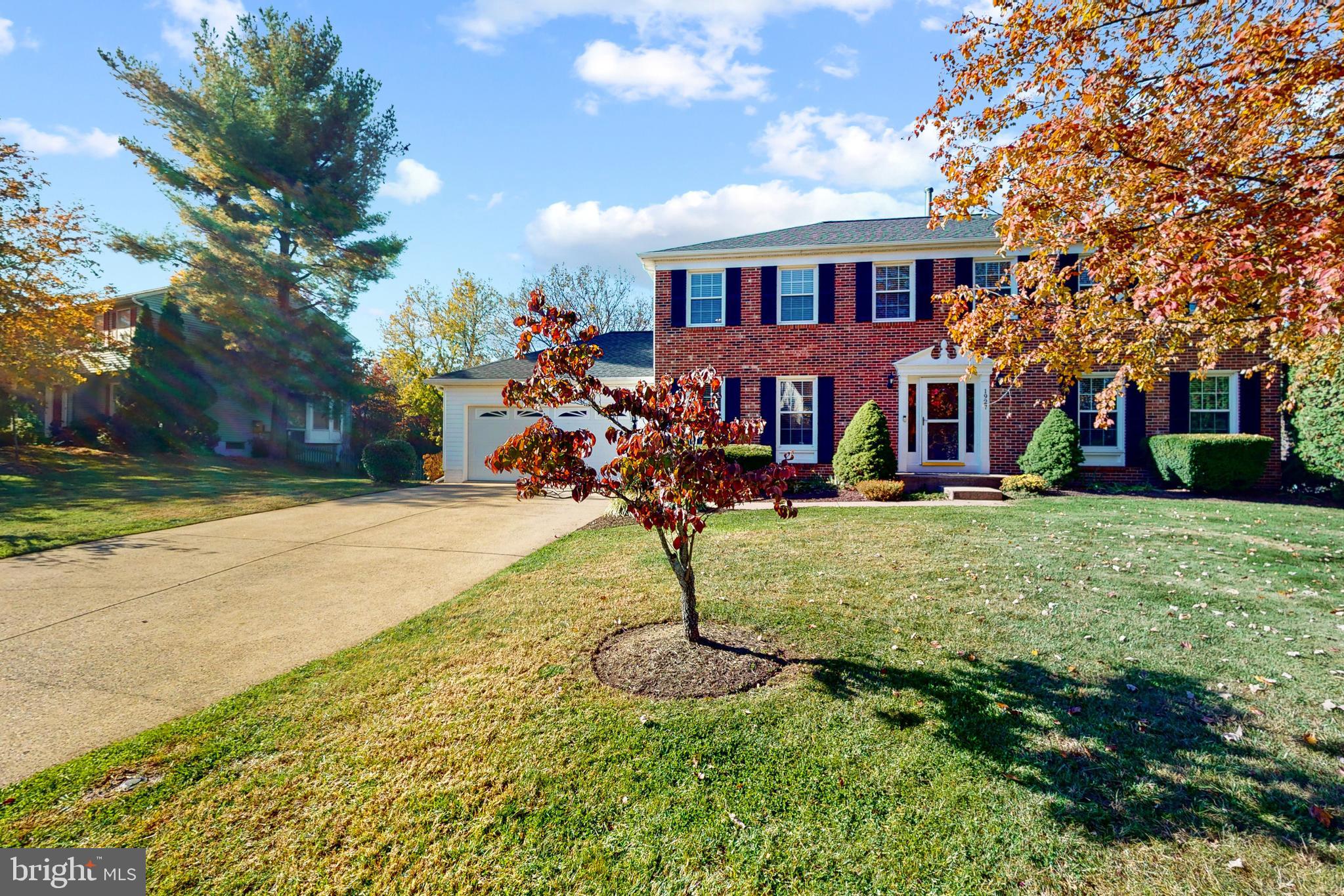 1927 East Beech Road Sterling, VA 20164 - Photo 2 of 40 Gallery Image 2