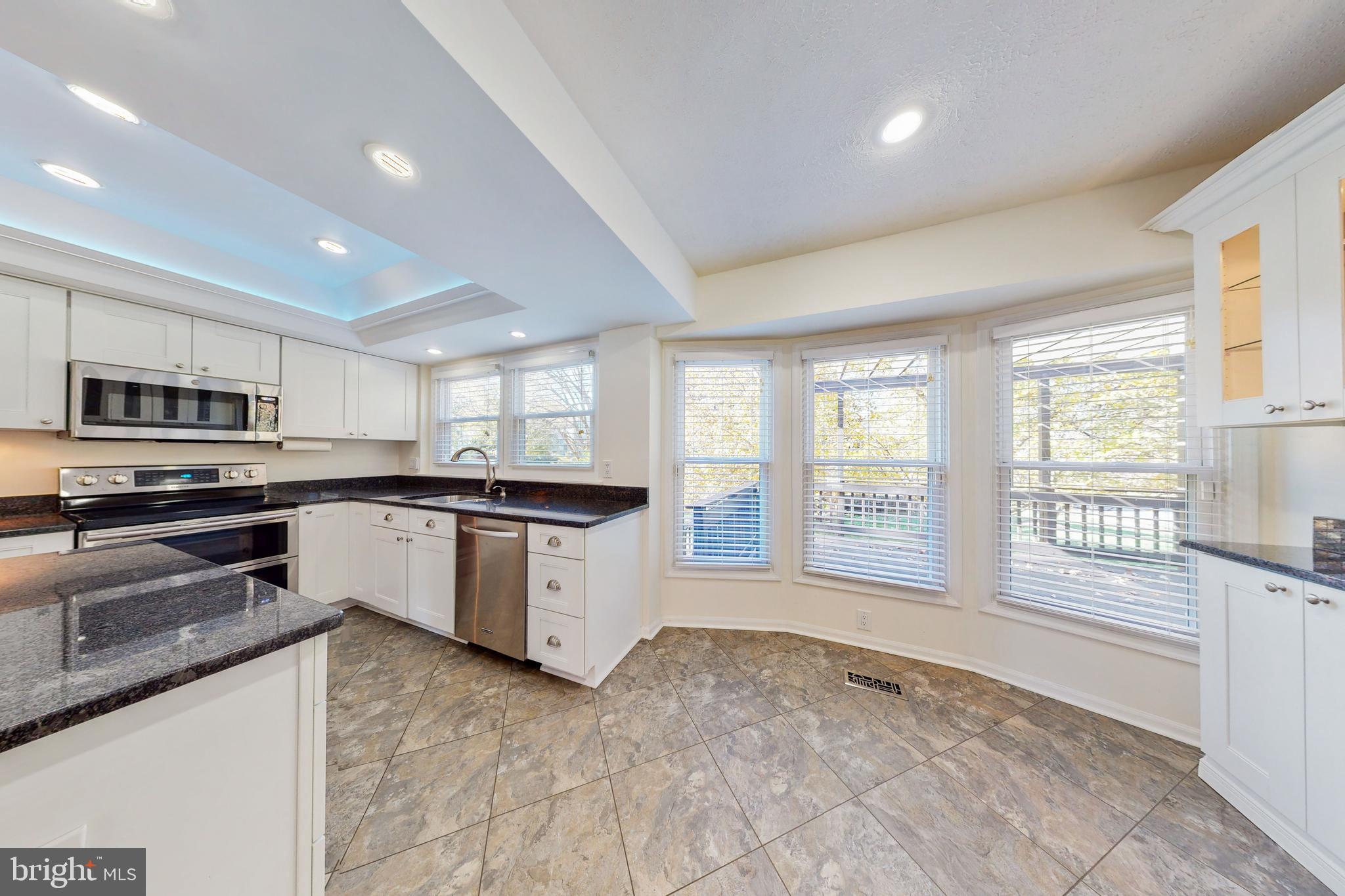 1927 East Beech Road Sterling, VA 20164 - Photo 11 of 40 Gallery Image 11