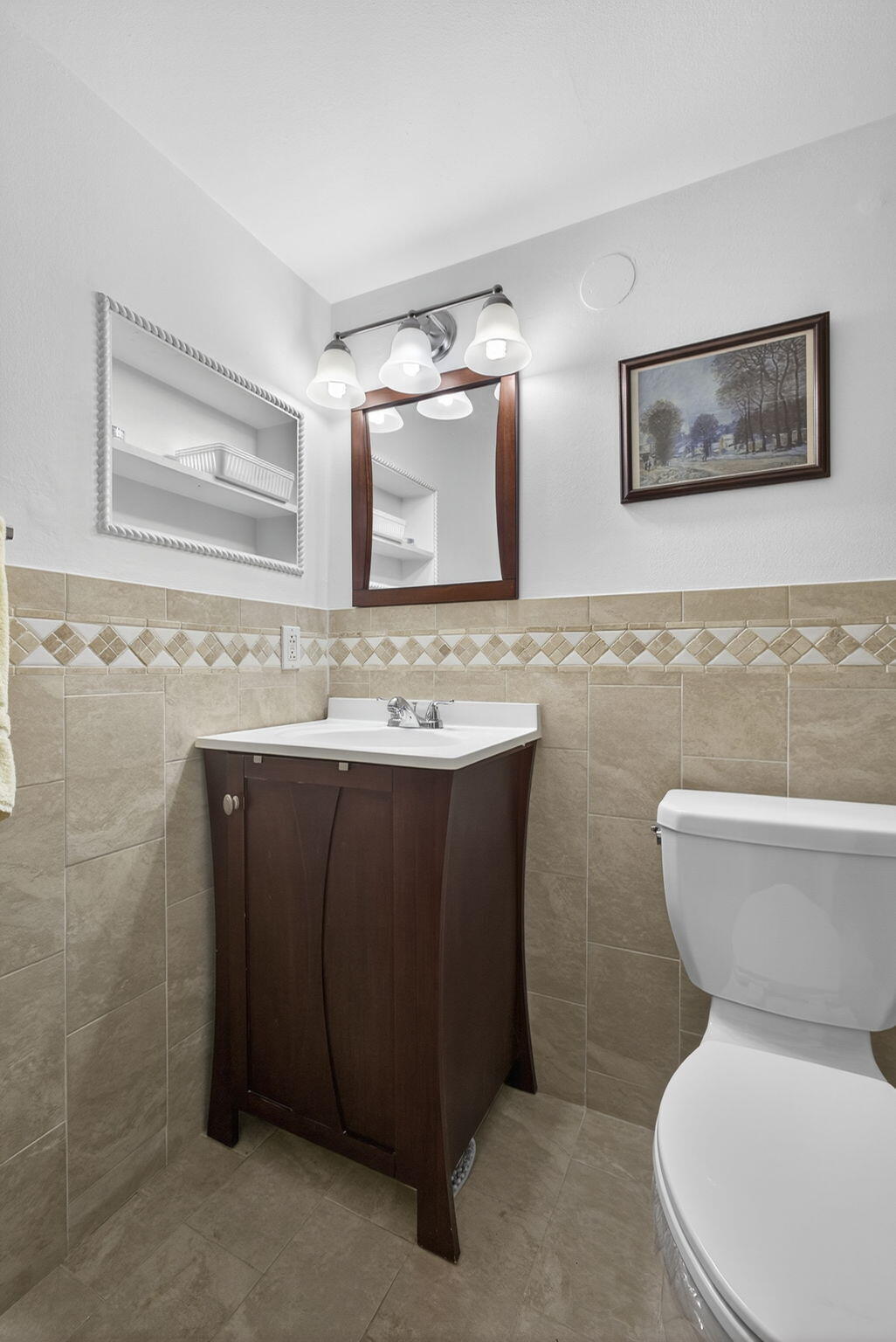 414 Windsor R West Palm Beach, FL 33417 - Photo 10 of 32 Master Bath