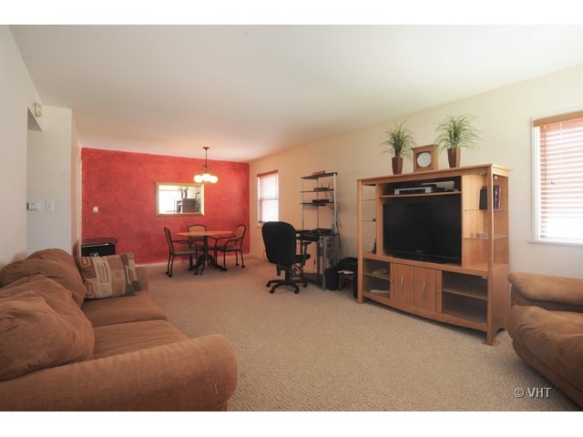 840 Waukegan Road Northbrook, IL 60062 - Photo 2 of 11