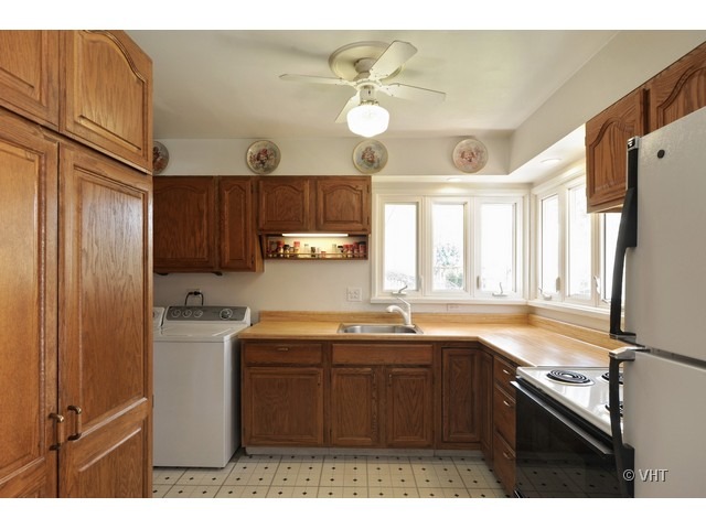 840 Waukegan Road Northbrook, IL 60062 - Photo 5 of 11