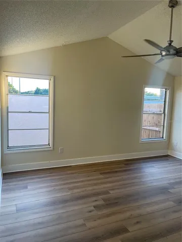 $2,950 | 10813 Venice Circle, Tampa, FL 33635