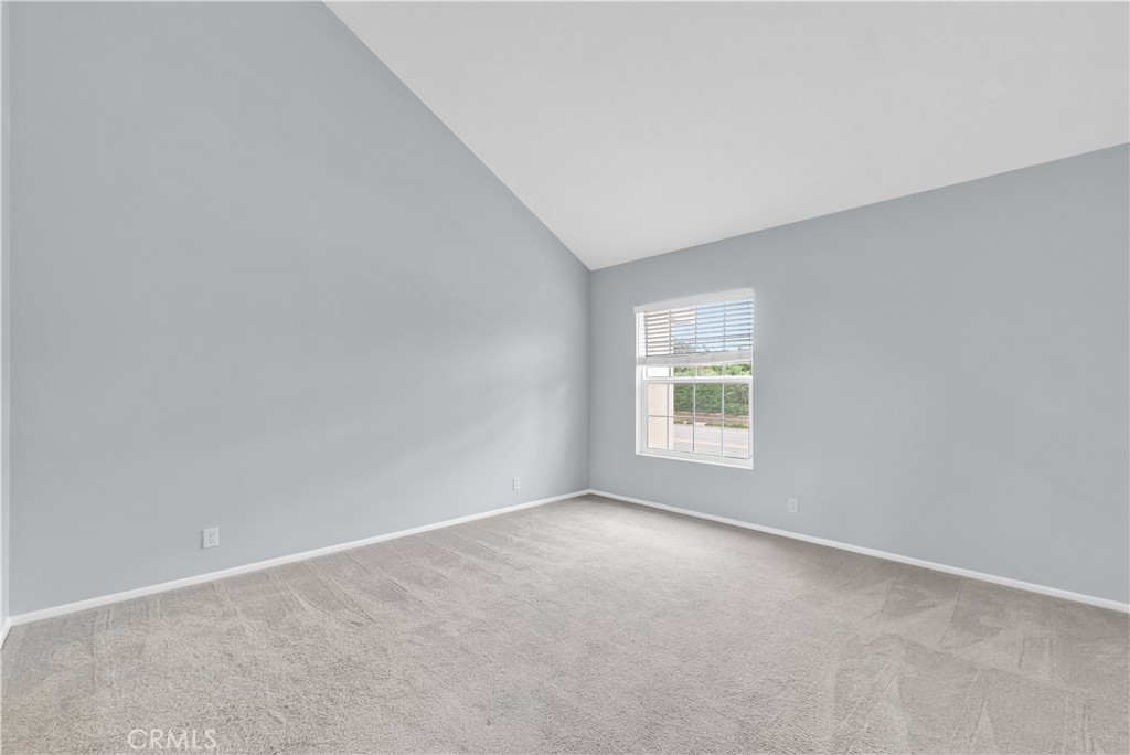 4 Wellesley Irvine, CA 92612 - Photo 18 of 24 an empty room with a window