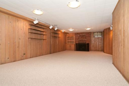 936 Seneca Road Wilmette, IL 60091 - Photo 14 of 16