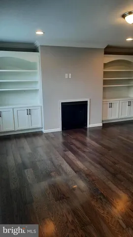 $1,995 | 806 Admiral's Quay Drive, Mechanicsburg, PA 17050