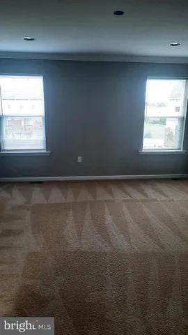 $1,995 | 806 Admiral's Quay Drive, Mechanicsburg, PA 17050