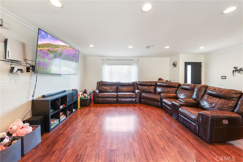 1535 South Pinkerton Road Glendora, CA 91740 - Photo 6 of 44