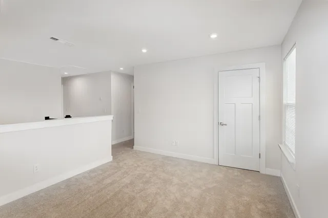 $2,350 | 3301 Somerset Lane, Columbia, TN 38401