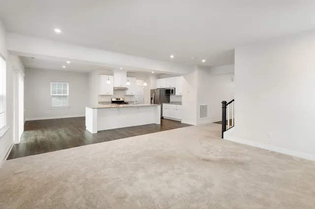 $2,350 | 3301 Somerset Lane, Columbia, TN 38401