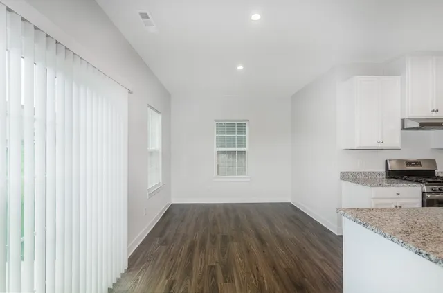 $2,350 | 3301 Somerset Lane, Columbia, TN 38401