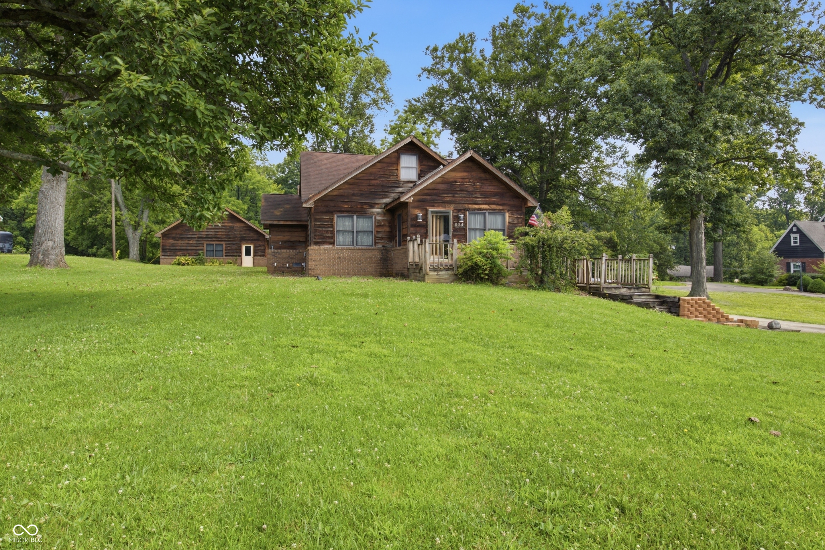 924 West 3rd Street Connersville, IN 47331 - Photo 4 of 58