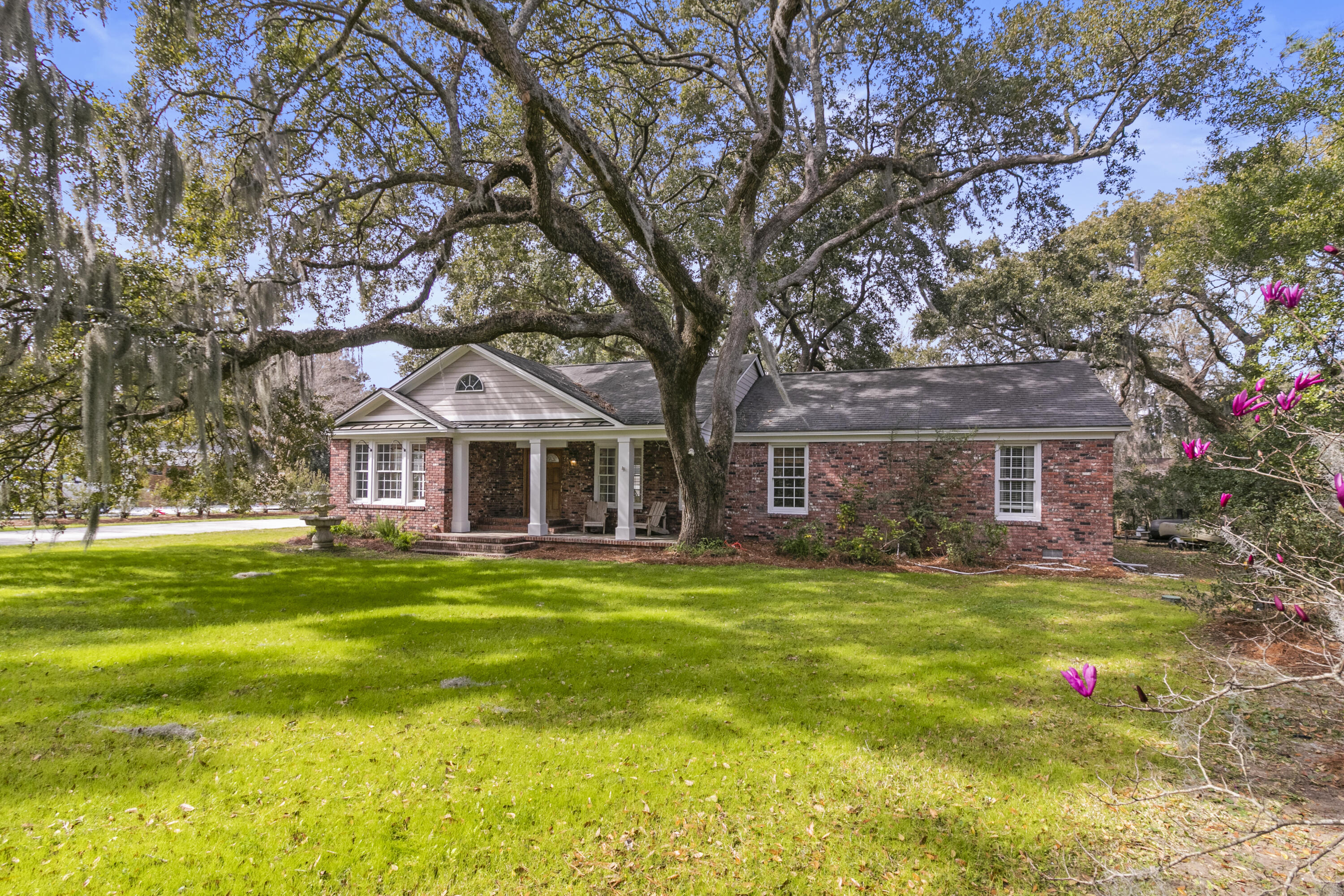 508 Fort Johnson Road James Island, SC 29412 - Photo 1 of 52 IMG_7907
