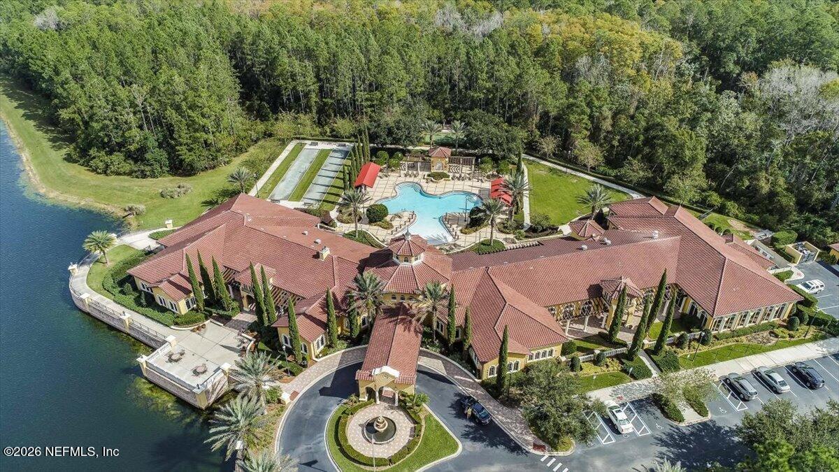 9092 Sweet Tree Trail Jacksonville, FL 32256 - Photo 23 of 31 23-Community Clubhouse and Pool