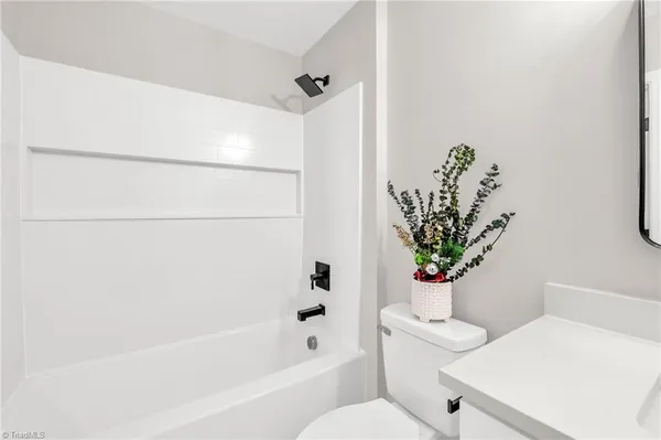 $227,500 | 811 Worth Street, High Point, NC 27260