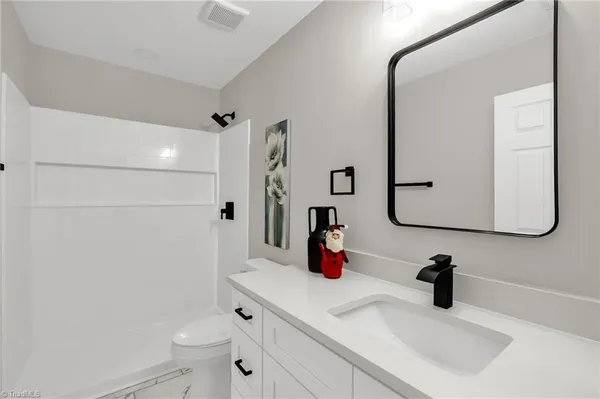 $227,500 | 811 Worth Street, High Point, NC 27260