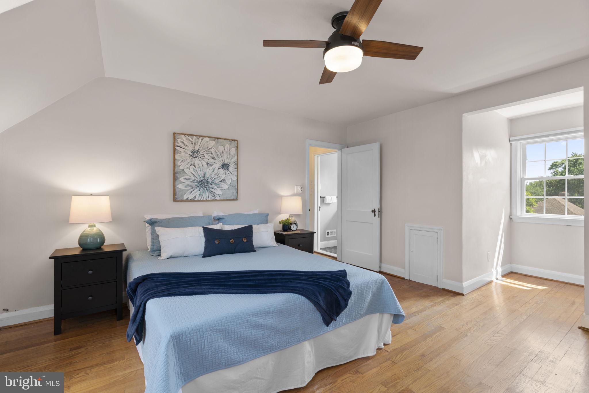 35 Tanglewood Road Baltimore, MD 21228 - Photo 14 of 42 Ceiling fan for year round comfort