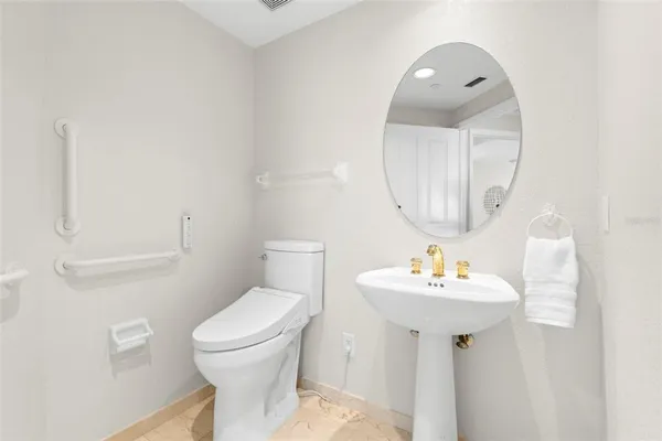 $5,450 | 1170 Gulf Boulevard, Unit 1506, Clearwater, FL 33767
